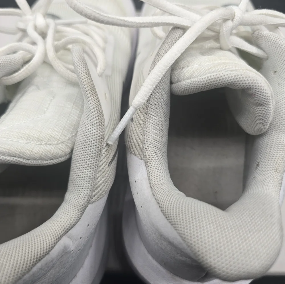 Nike‎ White Mesh Sneakers